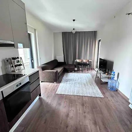 Apartament Nef 36 1+1 Esyali Daire Stambuł